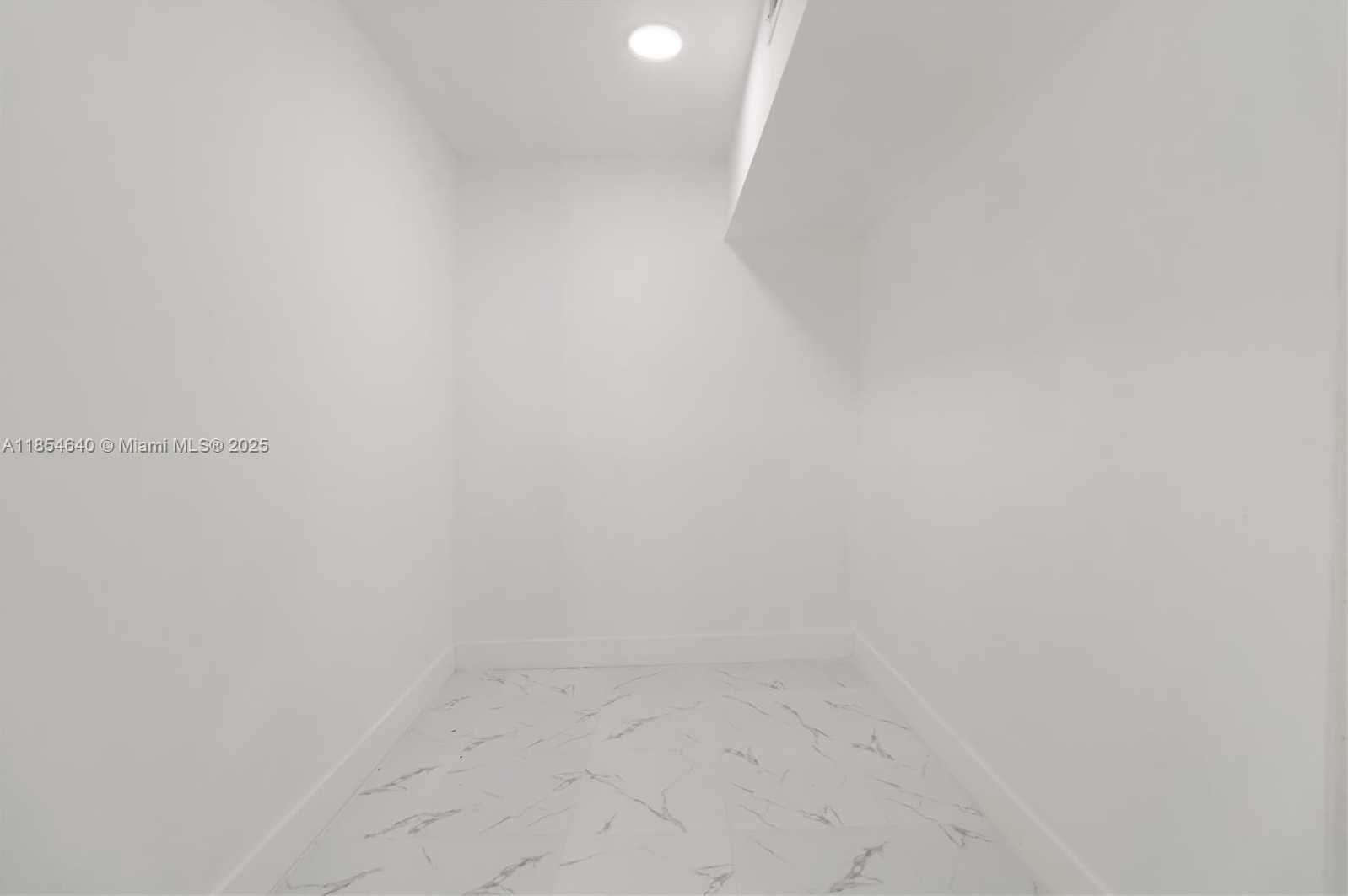 Small Image of 1777 NORTH 17TH CT, Hollywood Number 20