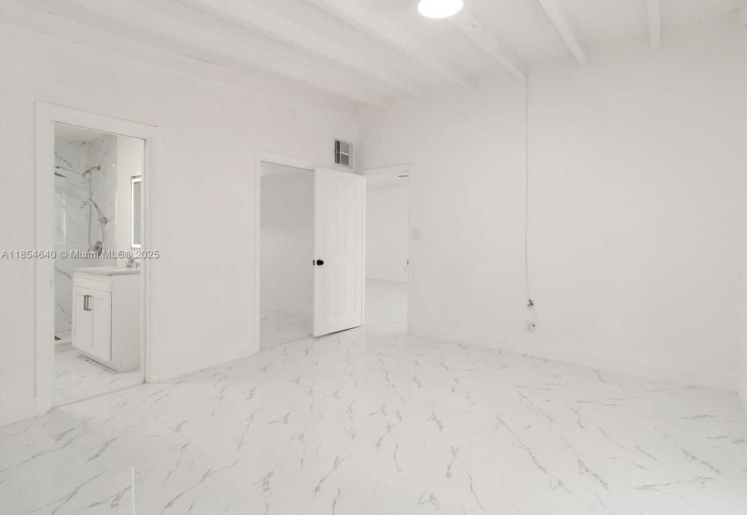 Small Image of 1777 NORTH 17TH CT, Hollywood Number 23