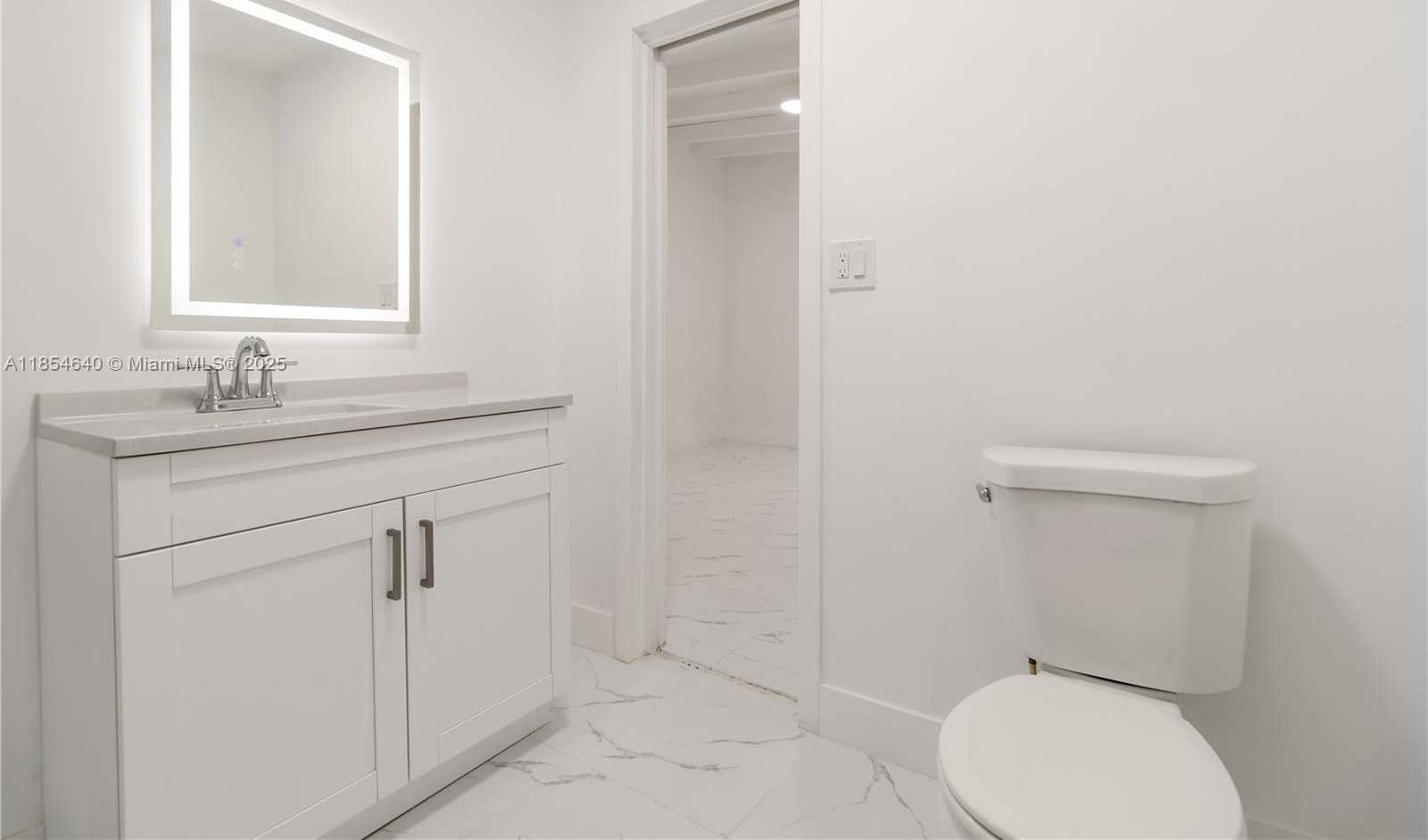 Small Image of 1777 NORTH 17TH CT, Hollywood Number 26