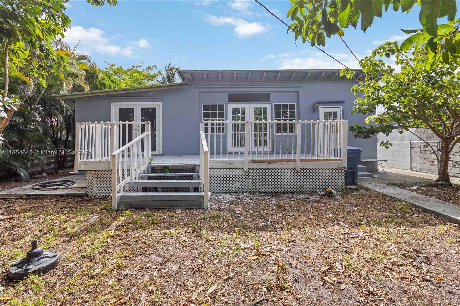 Small Image of 1777 NORTH 17TH CT, Hollywood Number 30