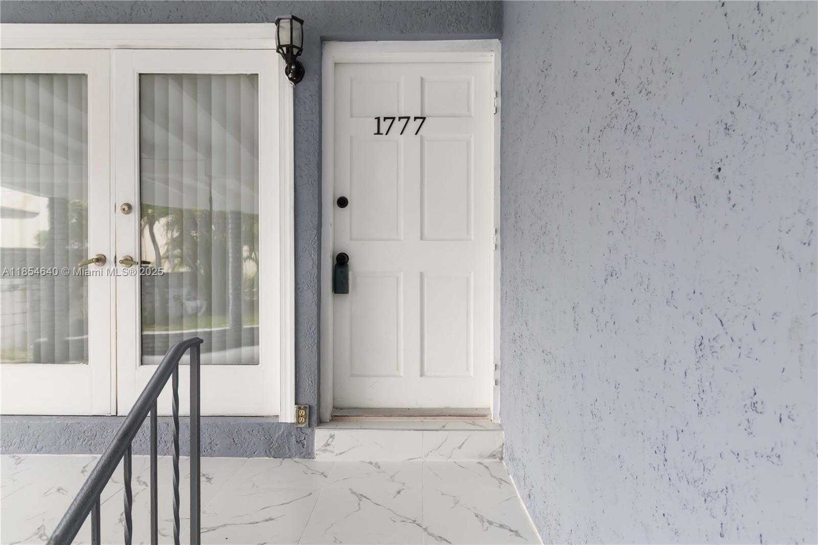 Small Image of 1777 NORTH 17TH CT, Hollywood Number 6