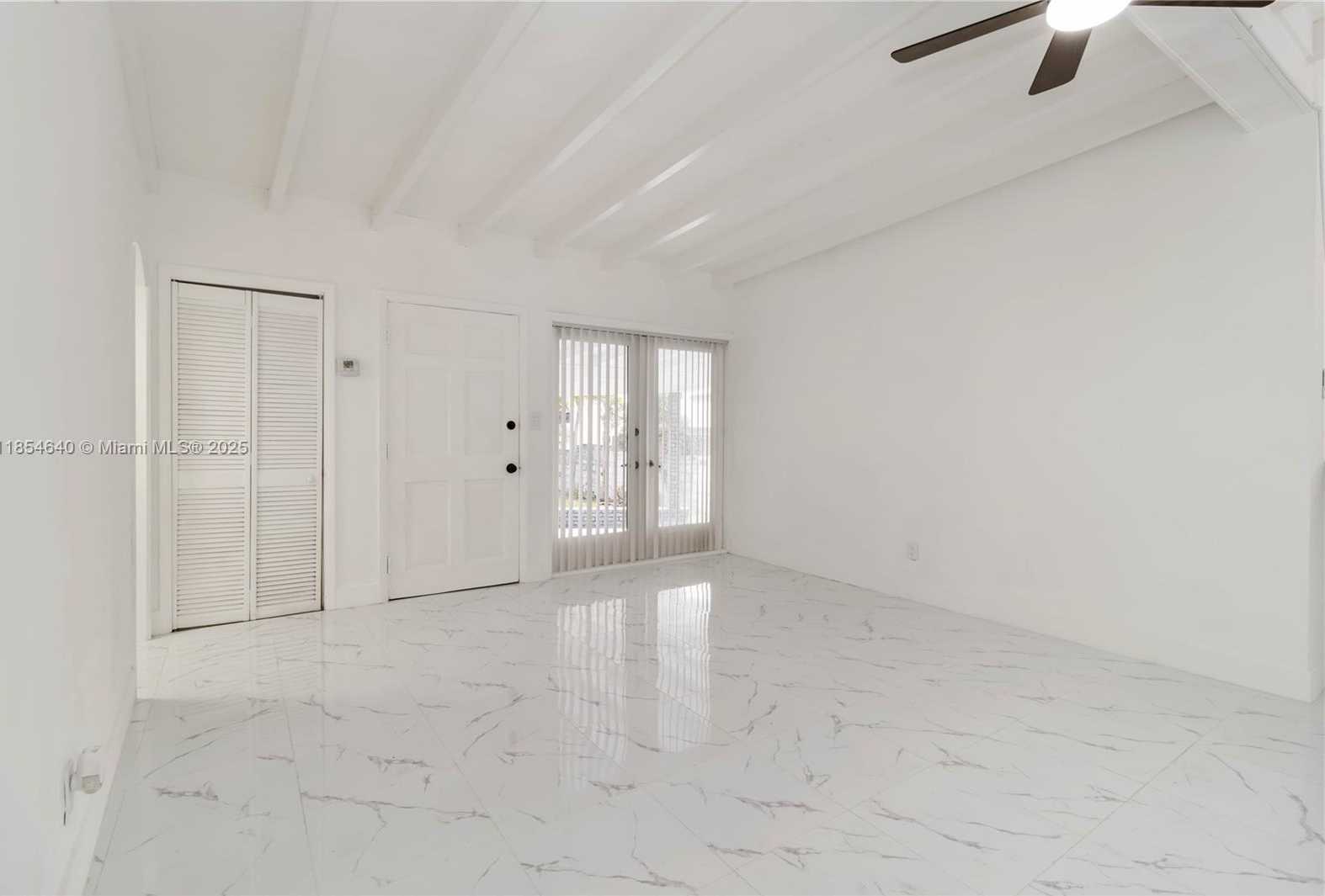 Small Image of 1777 NORTH 17TH CT, Hollywood Number 7
