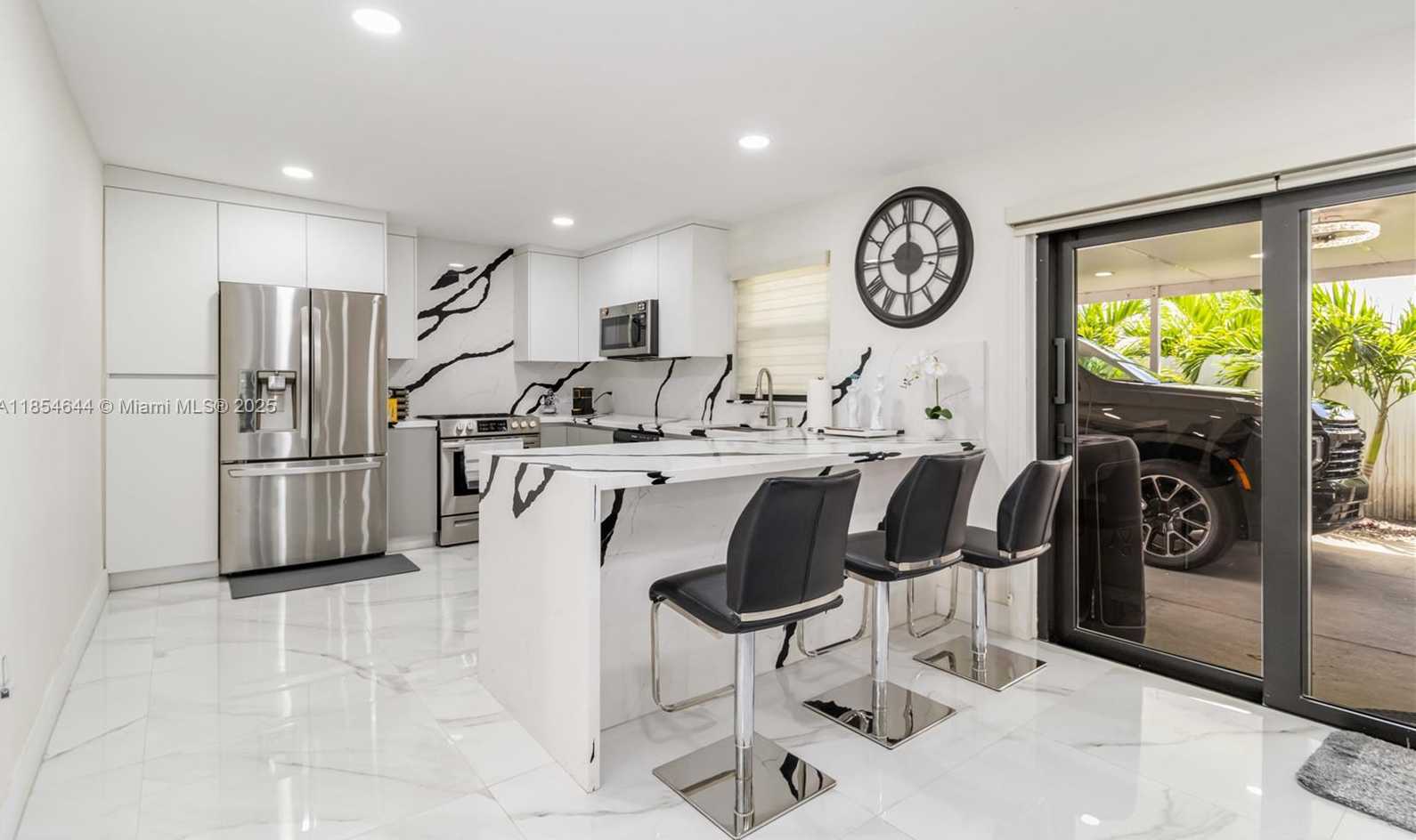 Small Image of 18001 NORTH WEST 42ND PL, Miami Gardens Number 13