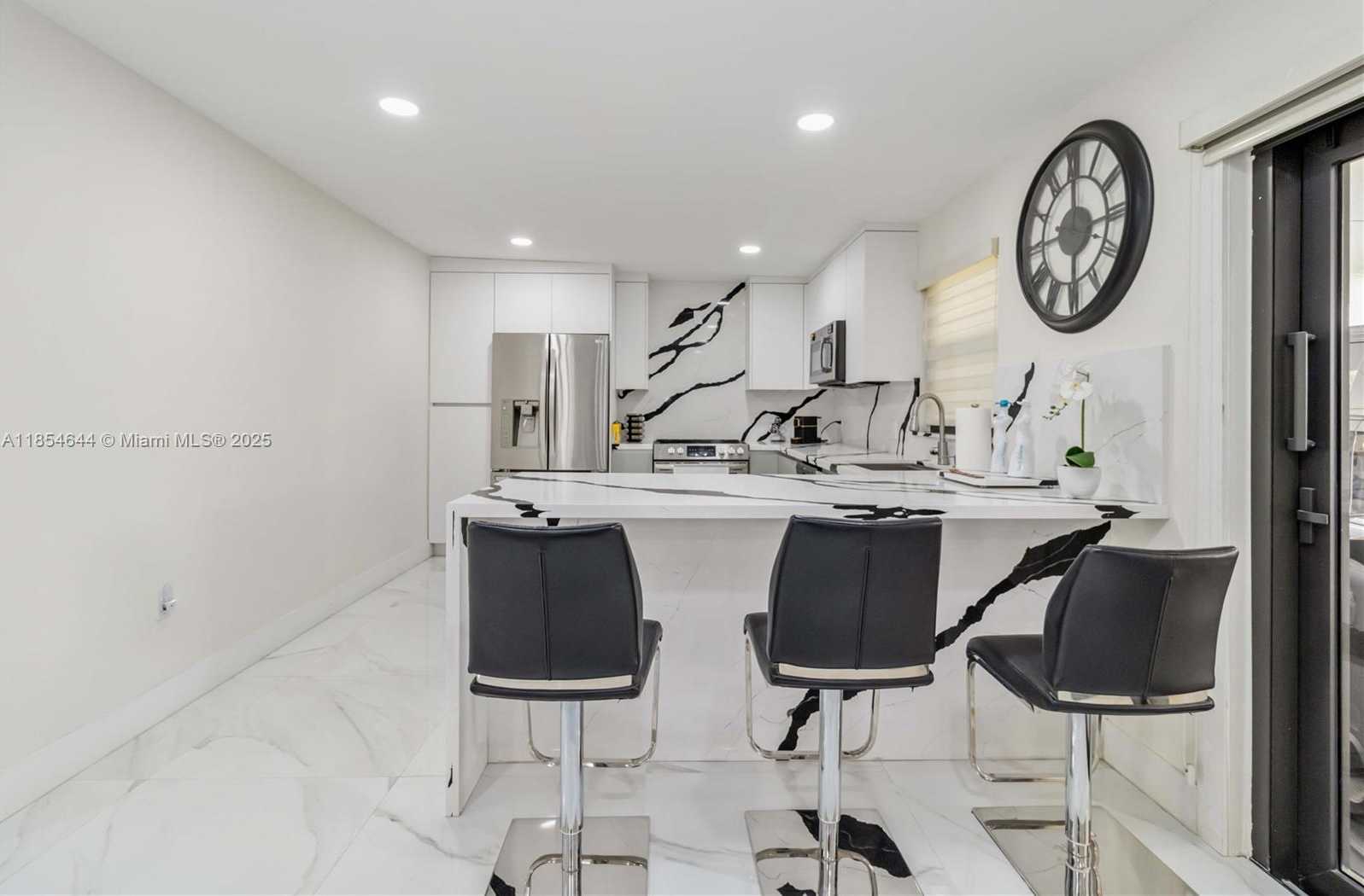 Small Image of 18001 NORTH WEST 42ND PL, Miami Gardens Number 14