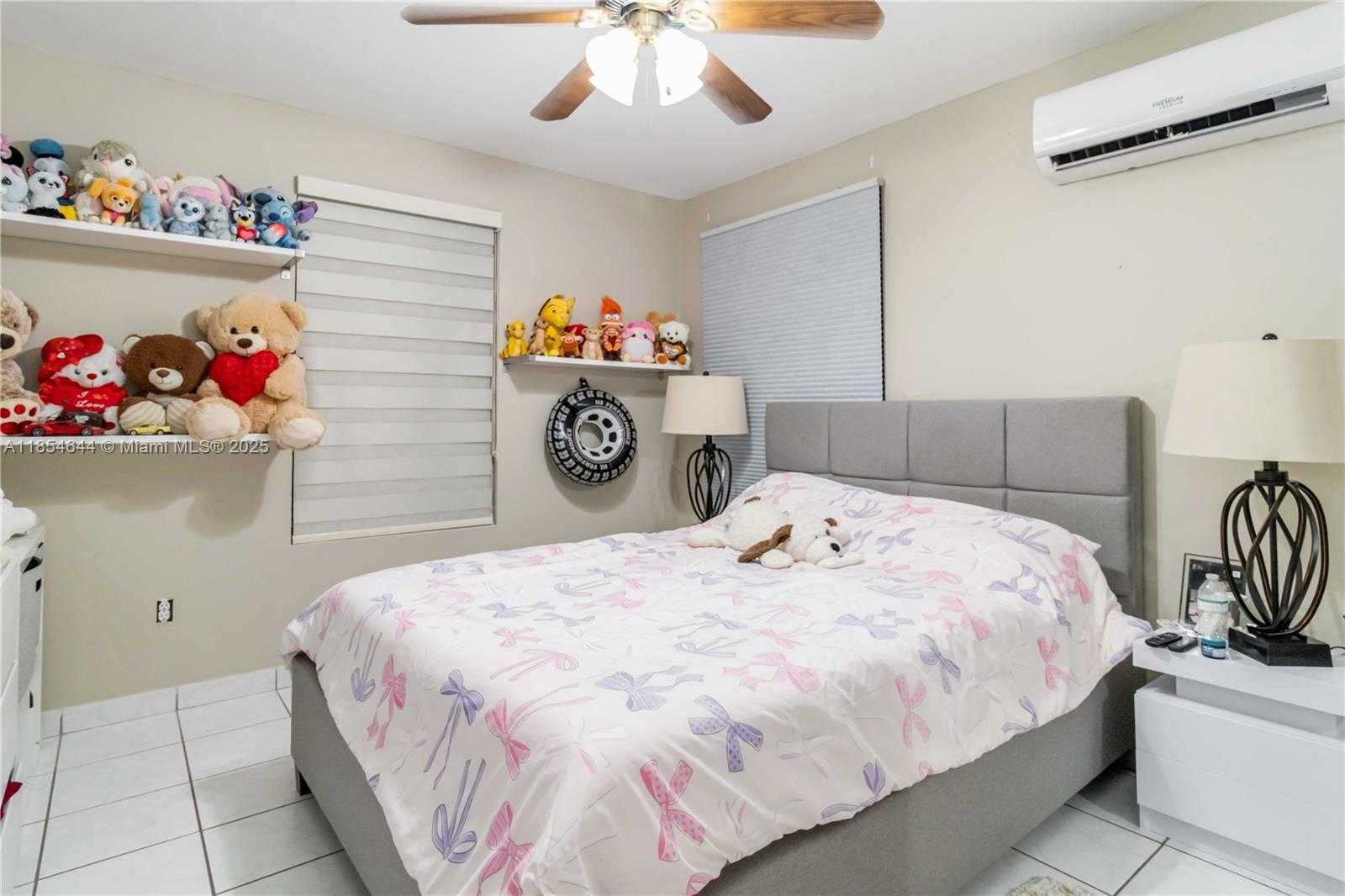 Small Image of 18001 NORTH WEST 42ND PL, Miami Gardens Number 25
