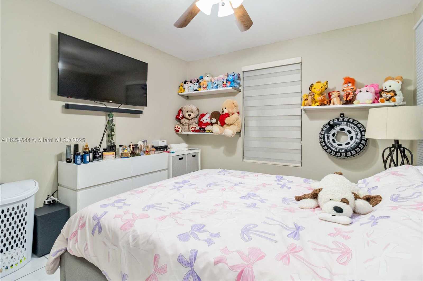 Small Image of 18001 NORTH WEST 42ND PL, Miami Gardens Number 26