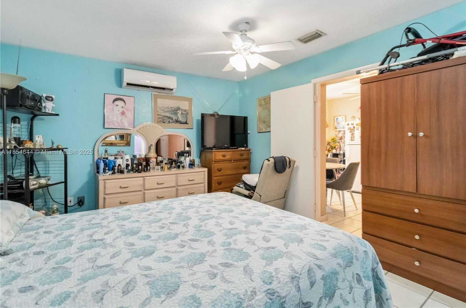 Small Image of 18001 NORTH WEST 42ND PL, Miami Gardens Number 28