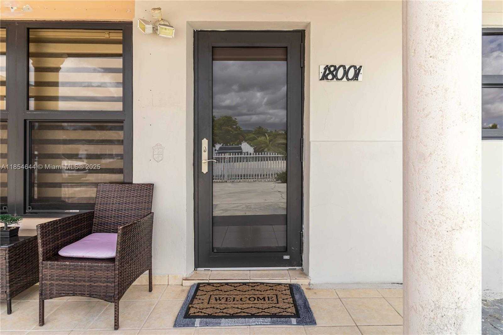 Small Image of 18001 NORTH WEST 42ND PL, Miami Gardens Number 6