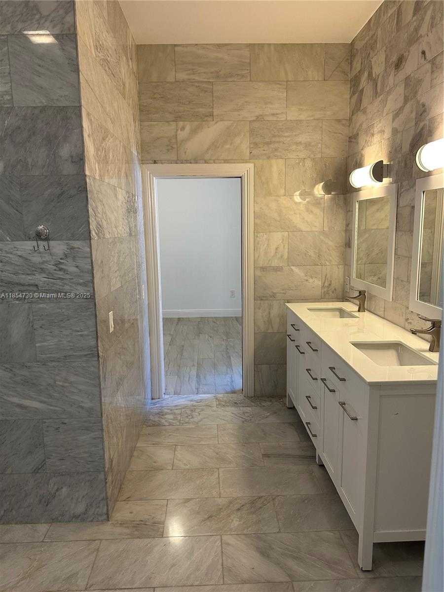 Small Image of 10600 SOUTH WEST 69TH AVE, Pinecrest Number 36