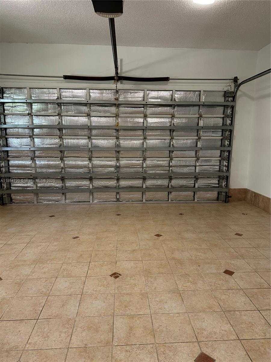 Small Image of 10600 SOUTH WEST 69TH AVE, Pinecrest Number 54