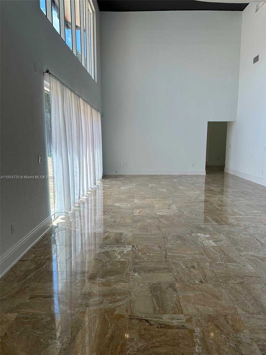 Small Image of 10600 SOUTH WEST 69TH AVE, Pinecrest Number 9