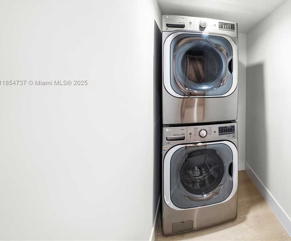 Small Image of 7460 SOUTH WEST 126TH ST, Pinecrest Number 13