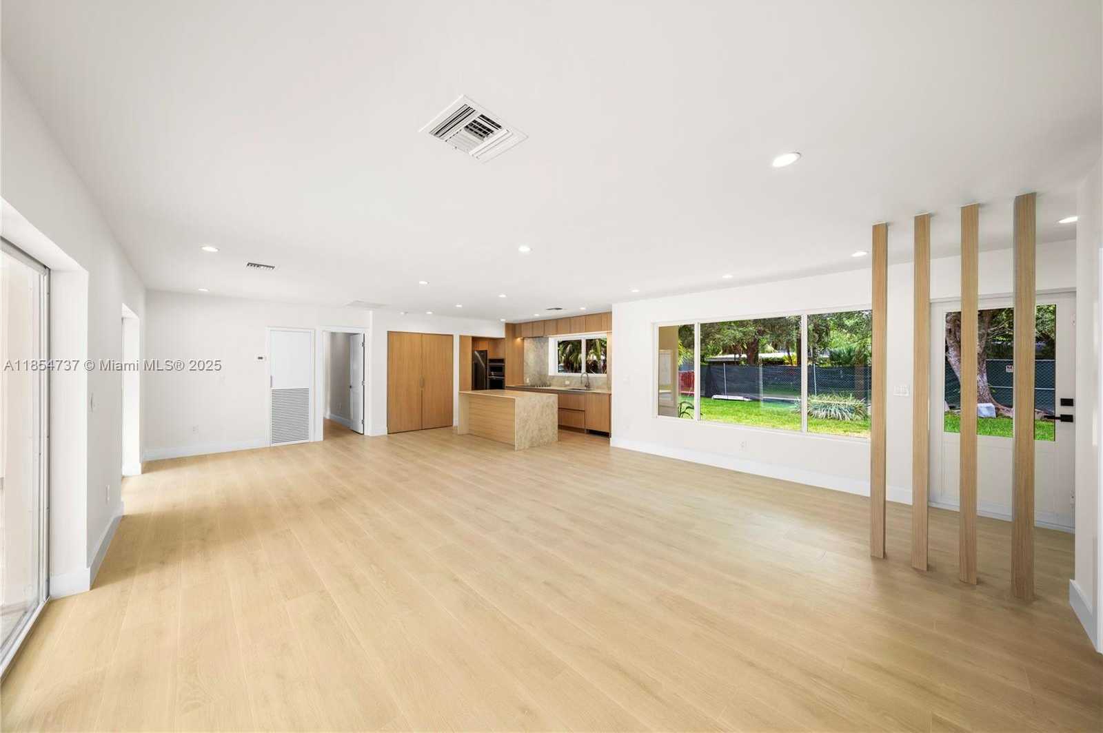 Small Image of 7460 SOUTH WEST 126TH ST, Pinecrest Number 2