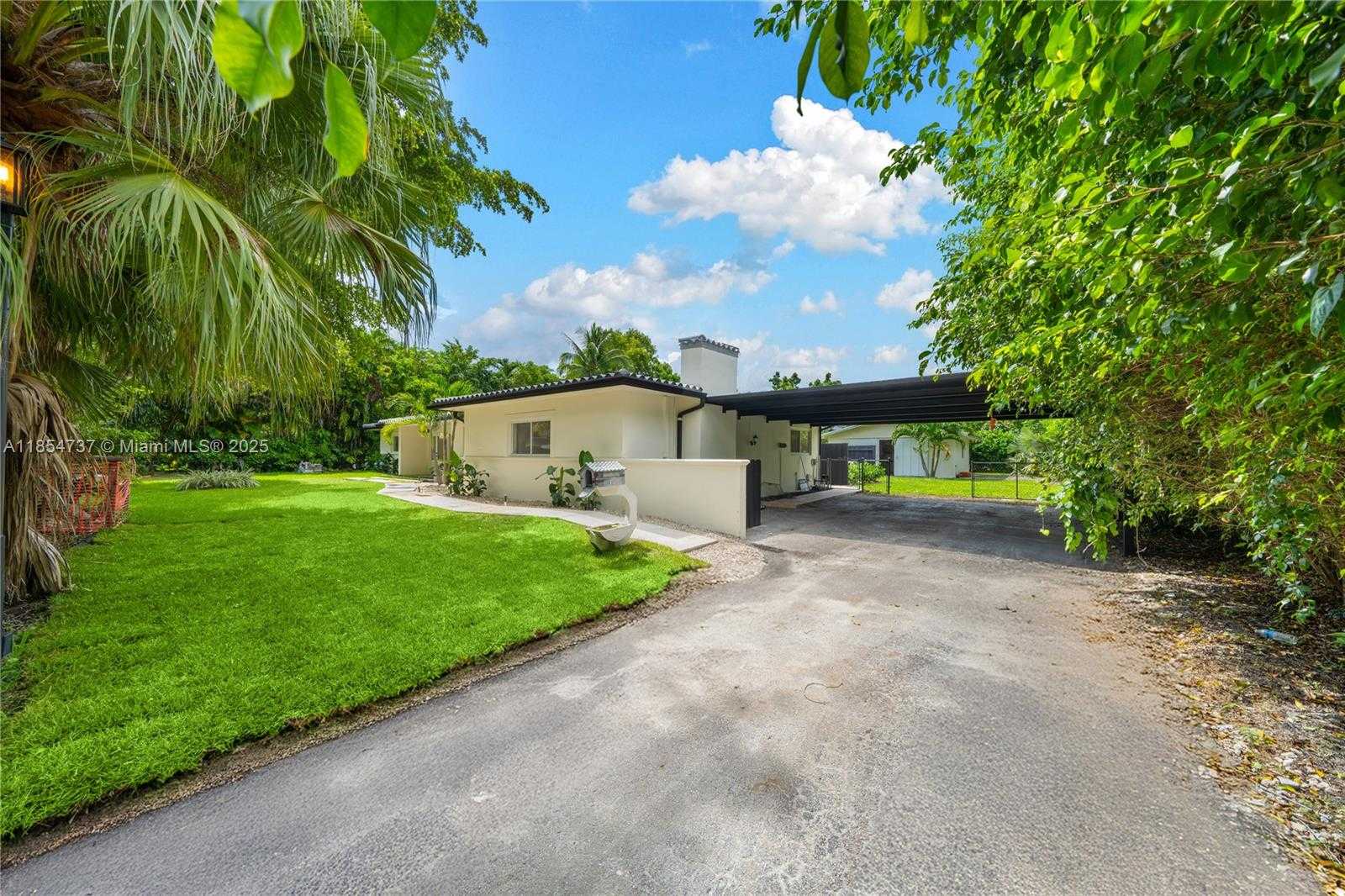 Small Image of 7460 SOUTH WEST 126TH ST, Pinecrest Number 33