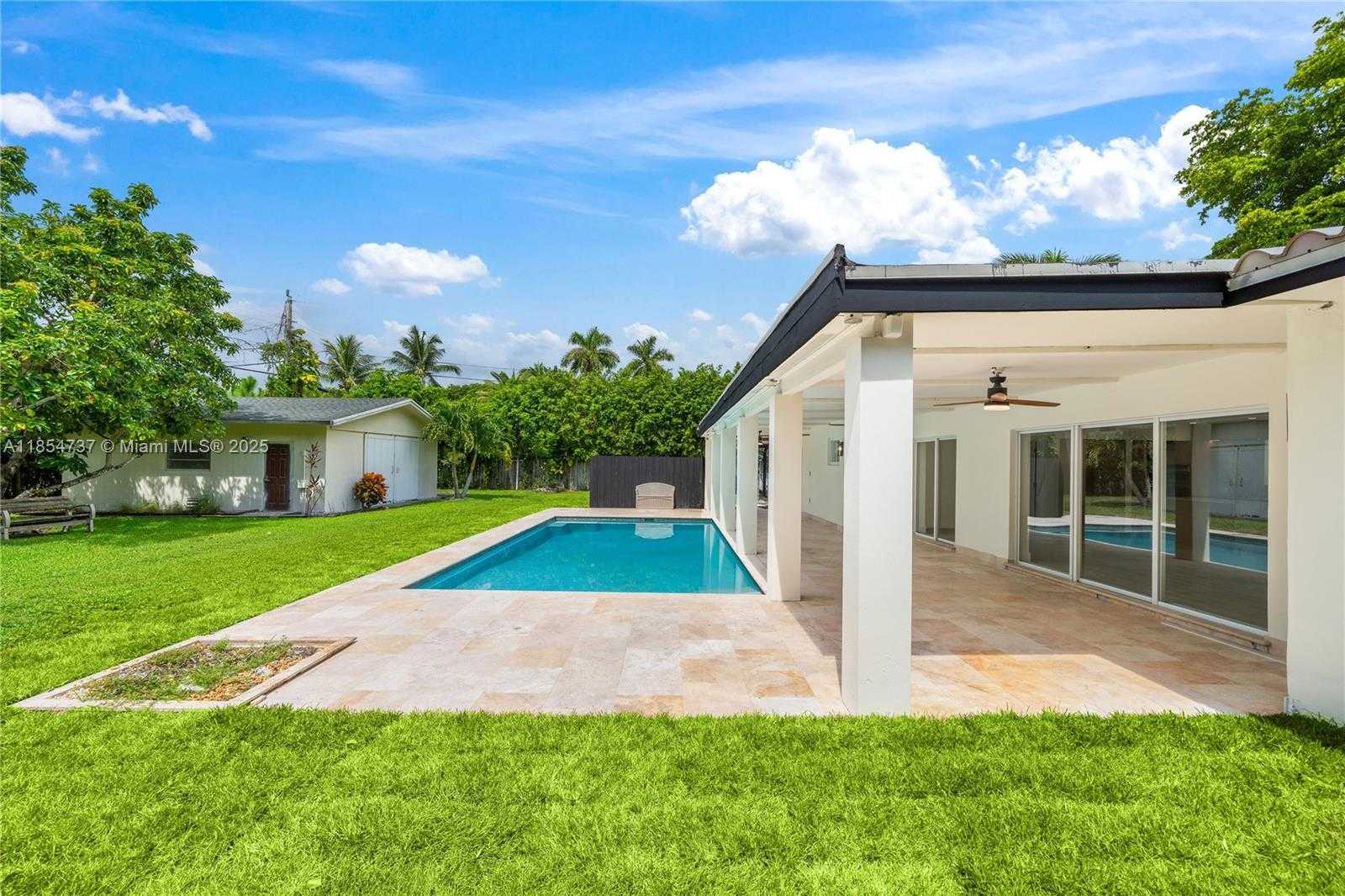 Small Image of 7460 SOUTH WEST 126TH ST, Pinecrest Number 39
