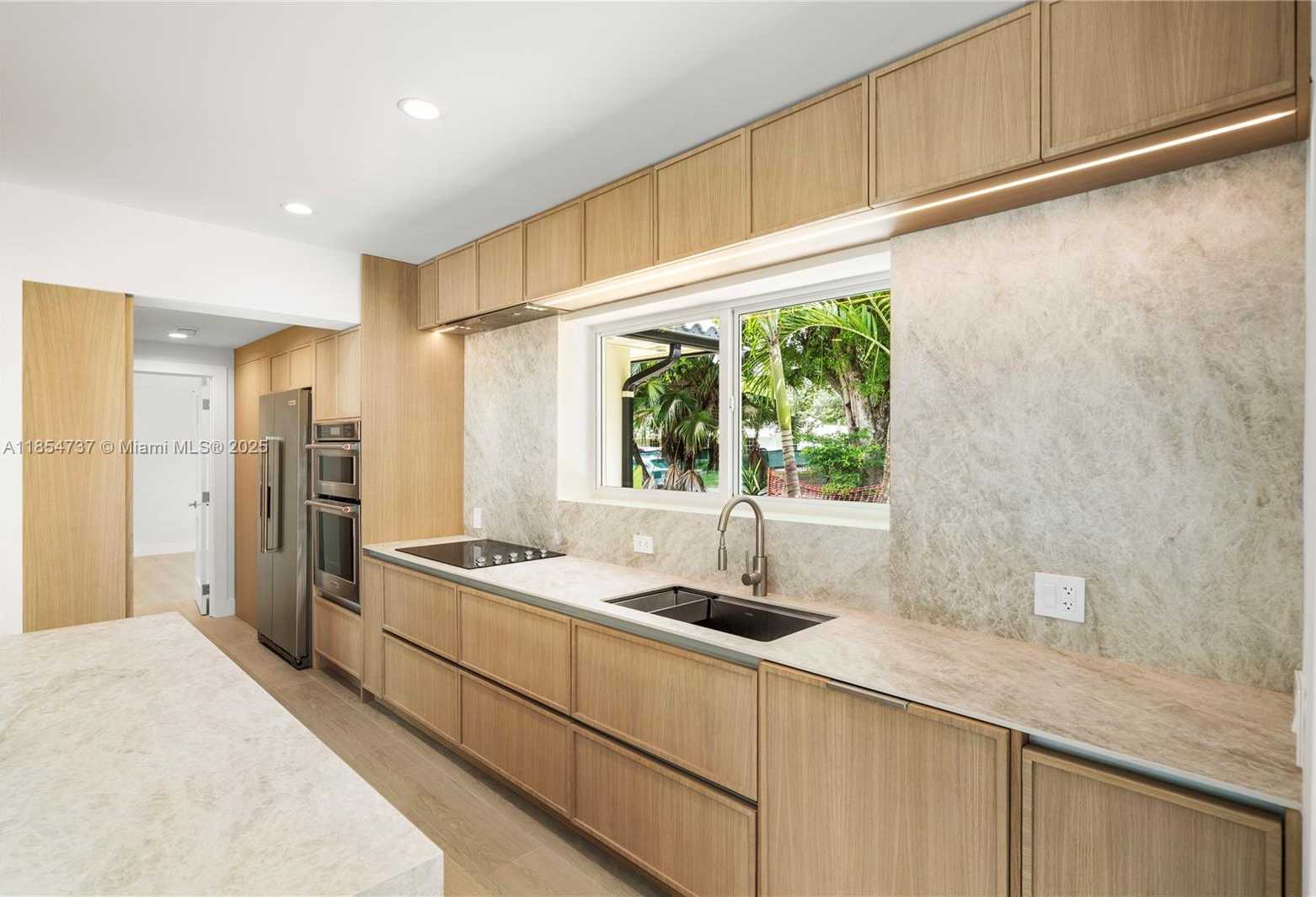 Small Image of 7460 SOUTH WEST 126TH ST, Pinecrest Number 9