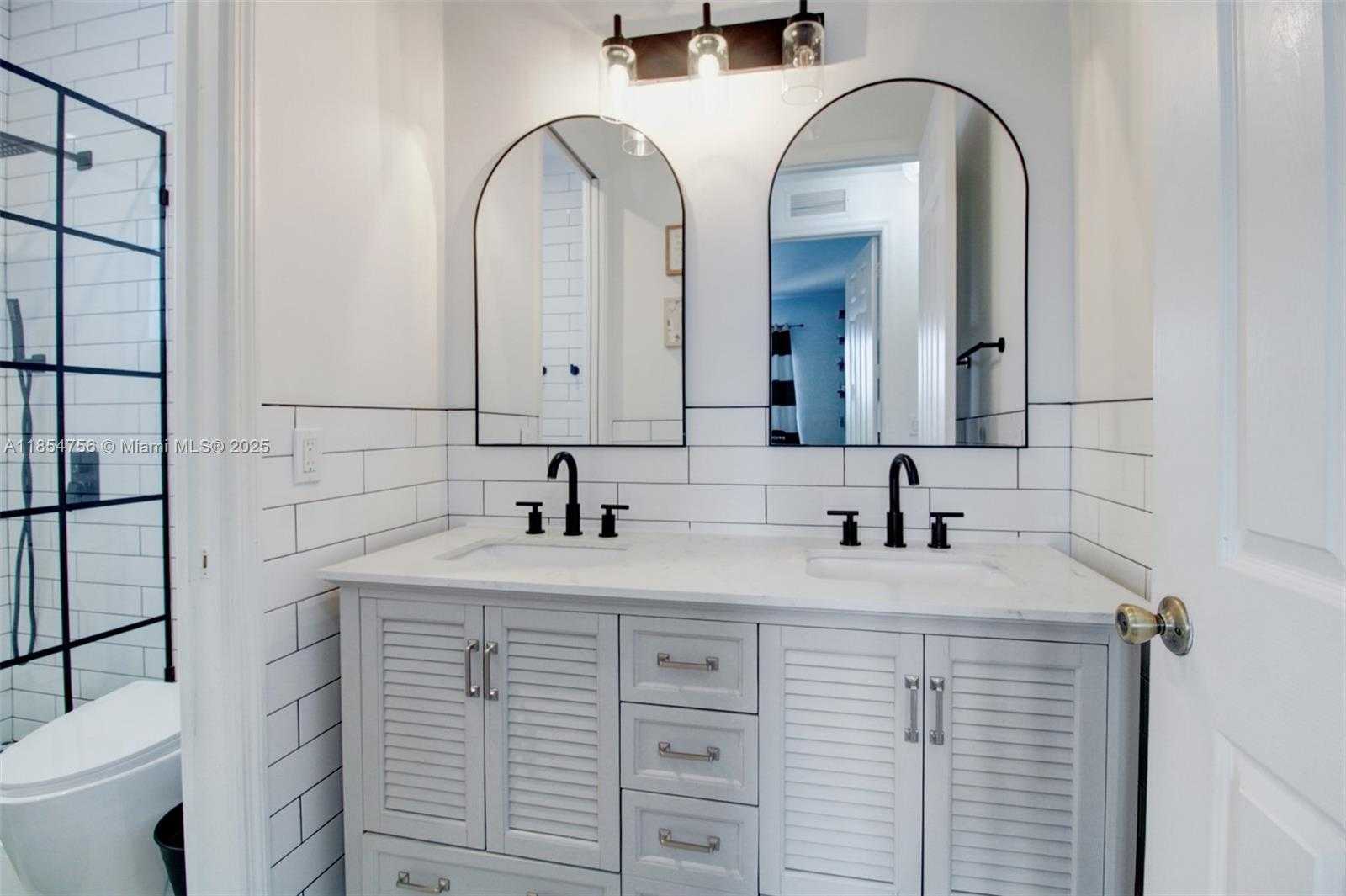Small Image of 8880 SOUTH WEST 229TH ST, Cutler Bay Number 15