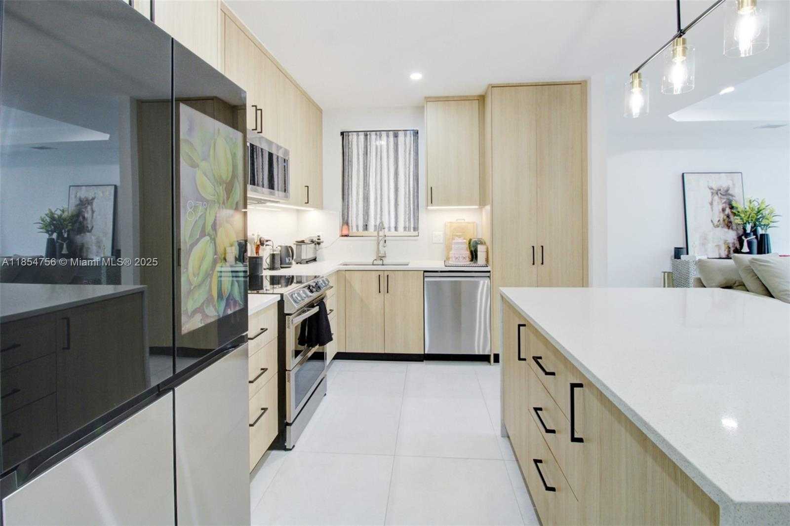 Small Image of 8880 SOUTH WEST 229TH ST, Cutler Bay Number 9