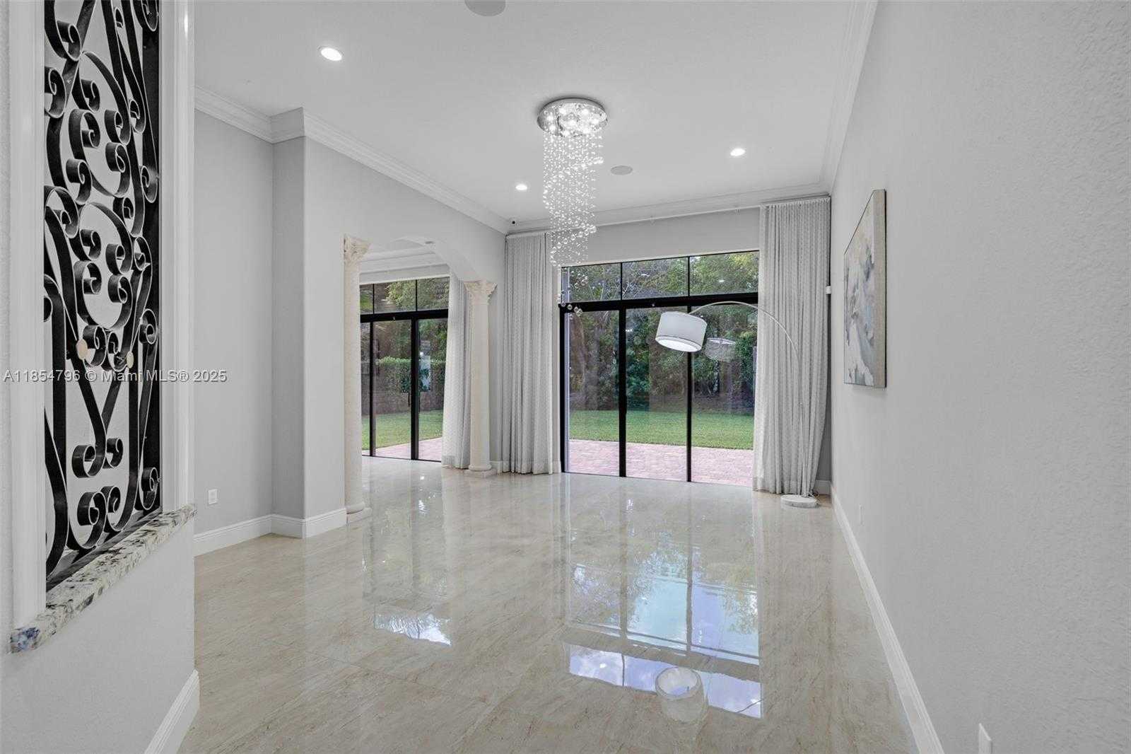 Small Image of 2294 SOUTH WEST 195TH AVE, Miramar Number 11