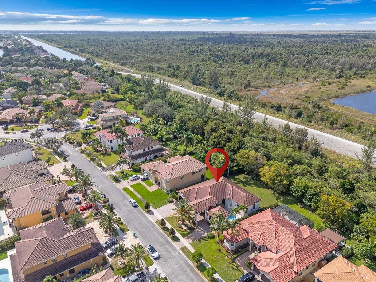 Small Image of 2294 SOUTH WEST 195TH AVE, Miramar Number 2