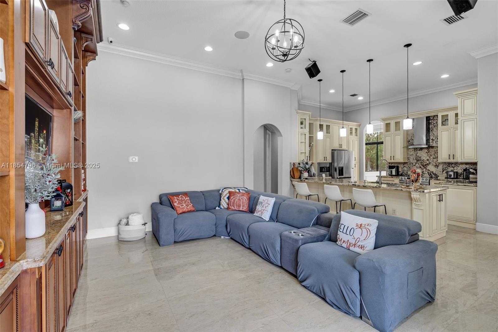 Small Image of 2294 SOUTH WEST 195TH AVE, Miramar Number 21