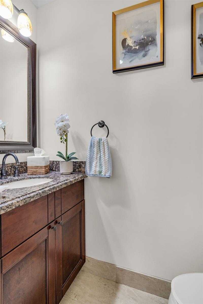 Small Image of 2294 SOUTH WEST 195TH AVE, Miramar Number 23