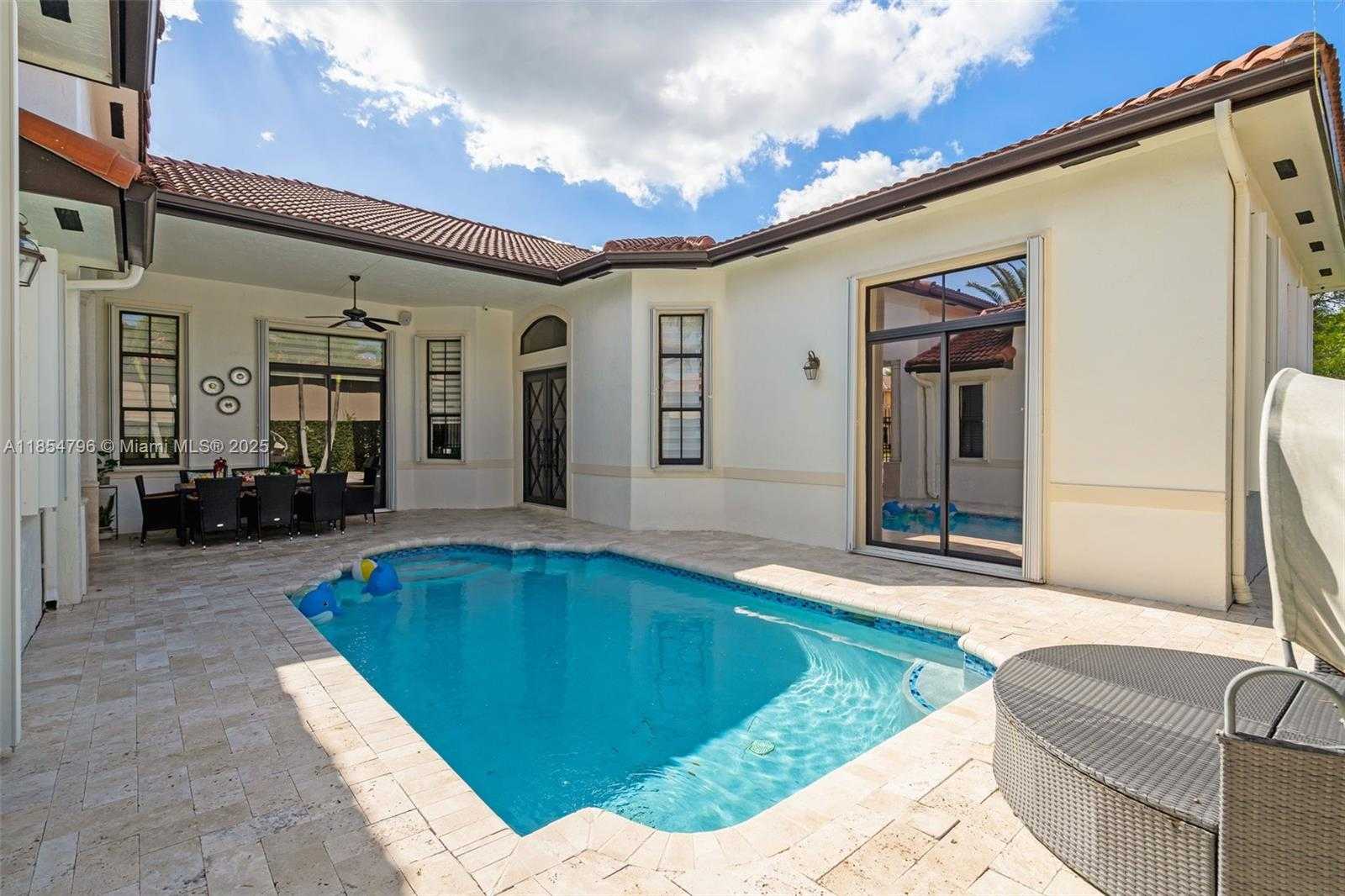 Small Image of 2294 SOUTH WEST 195TH AVE, Miramar Number 43