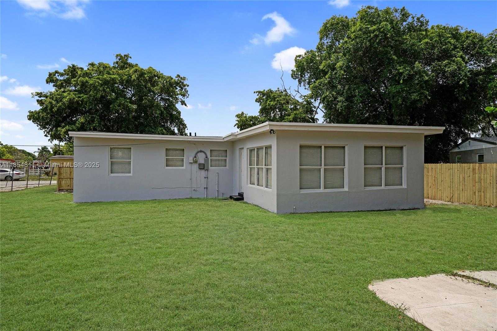 Small Image of 1220 NORTH WEST 18TH AVE, Fort Lauderdale Number 30