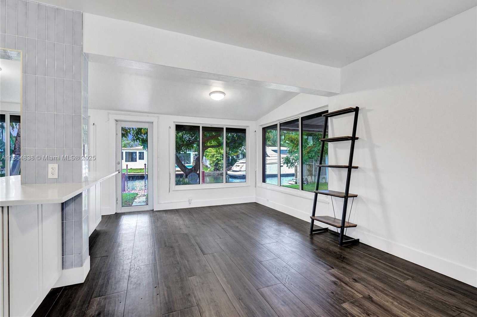 Small Image of 917 MANDARIN ISLE, Fort Lauderdale Number 10