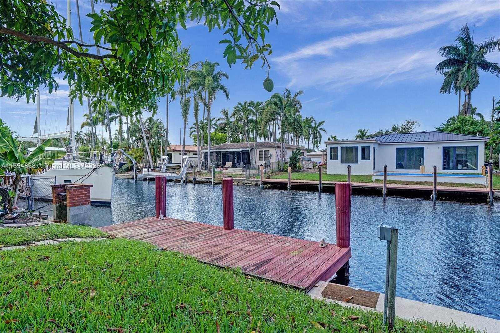 Small Image of 917 MANDARIN ISLE, Fort Lauderdale Number 22