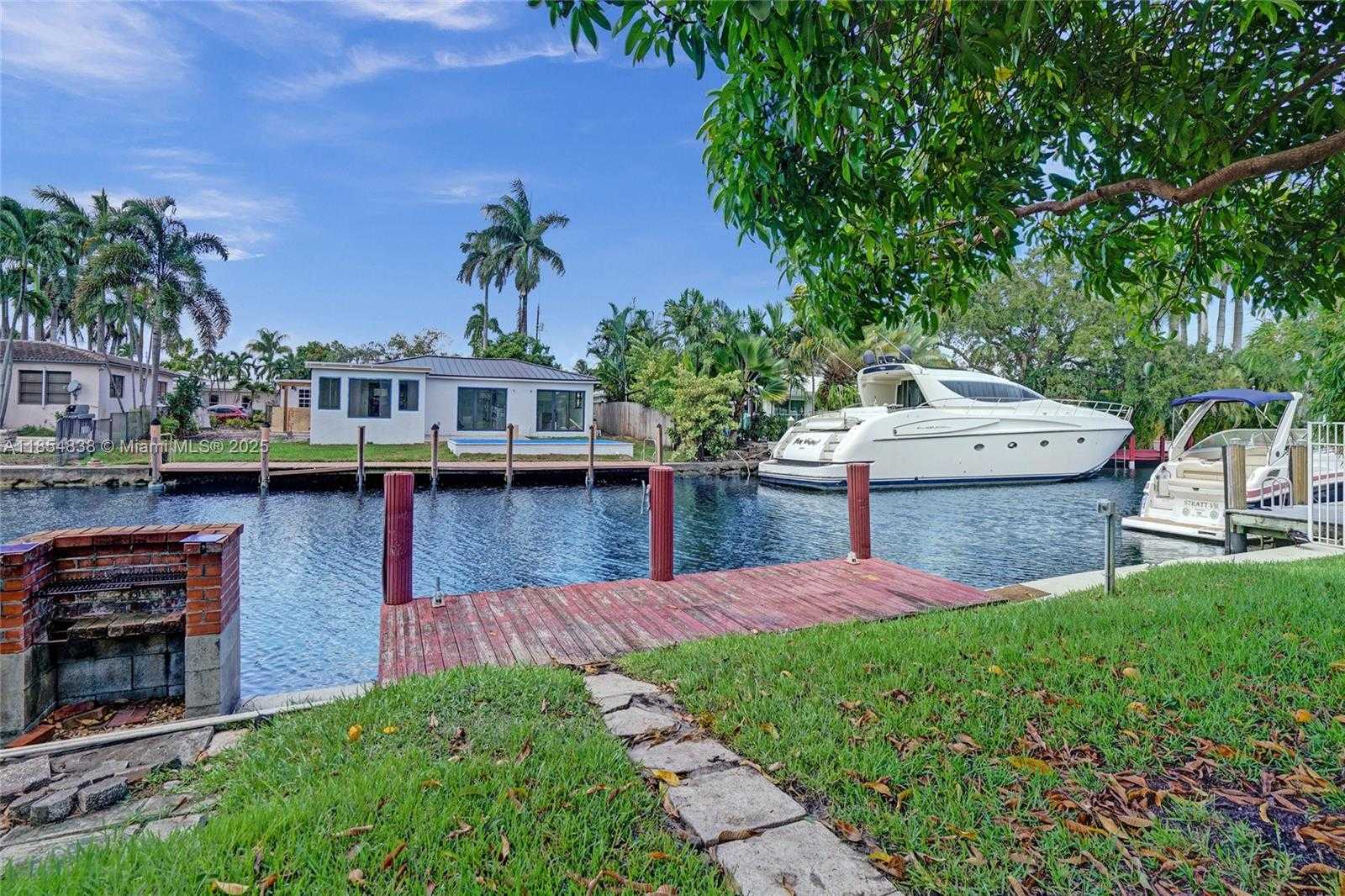 Small Image of 917 MANDARIN ISLE, Fort Lauderdale Number 23