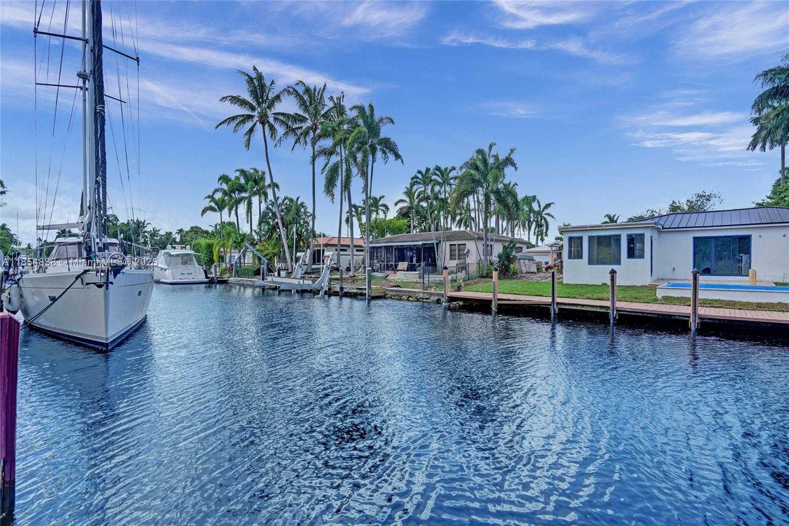 Small Image of 917 MANDARIN ISLE, Fort Lauderdale Number 25