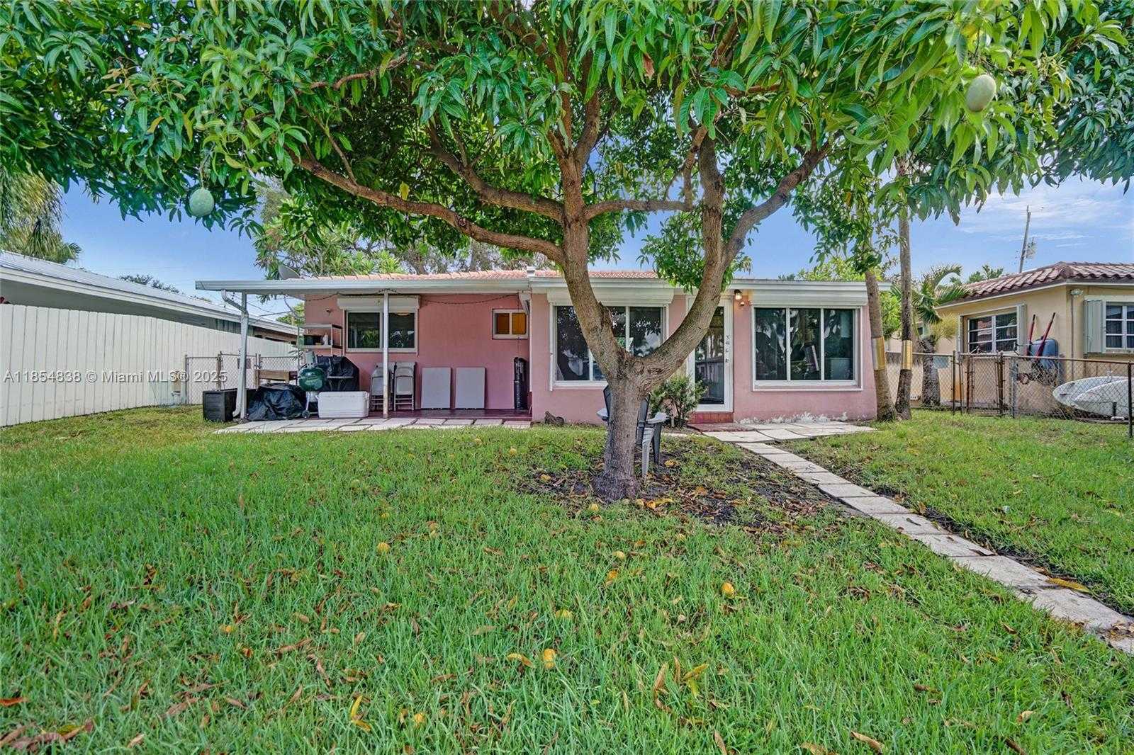 Small Image of 917 MANDARIN ISLE, Fort Lauderdale Number 26