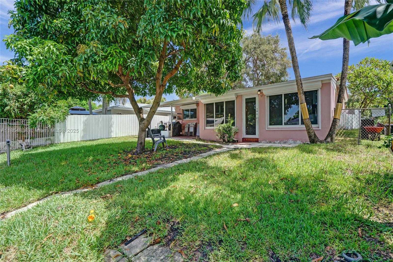 Small Image of 917 MANDARIN ISLE, Fort Lauderdale Number 29