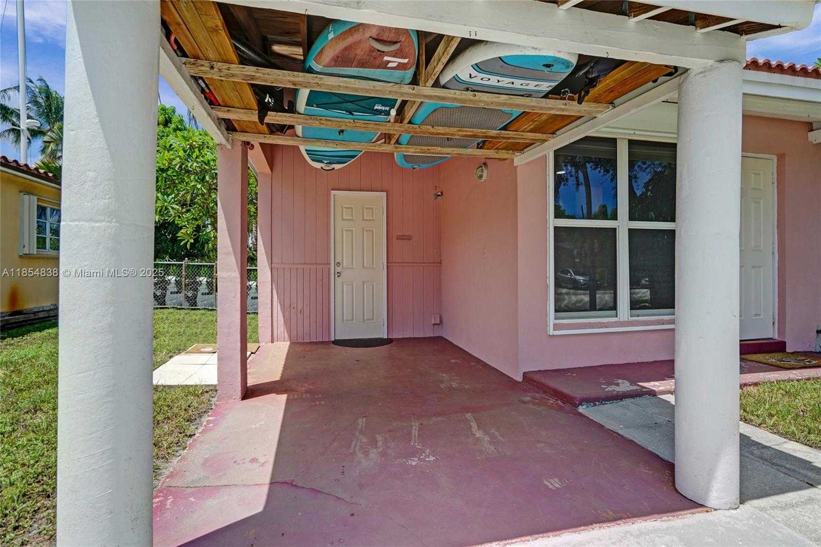 Small Image of 917 MANDARIN ISLE, Fort Lauderdale Number 38