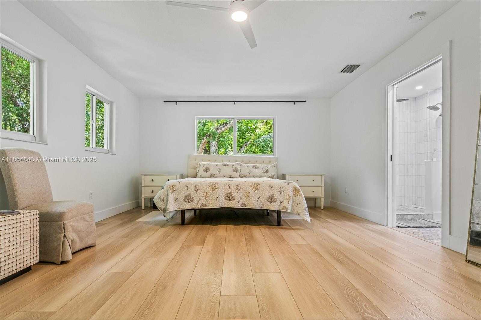 Small Image of 207 SUNSET BLVD, Key Largo Number 16