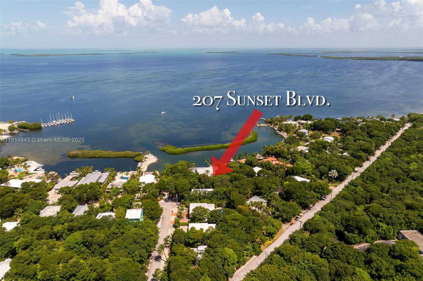 Small Image of 207 SUNSET BLVD, Key Largo Number 2