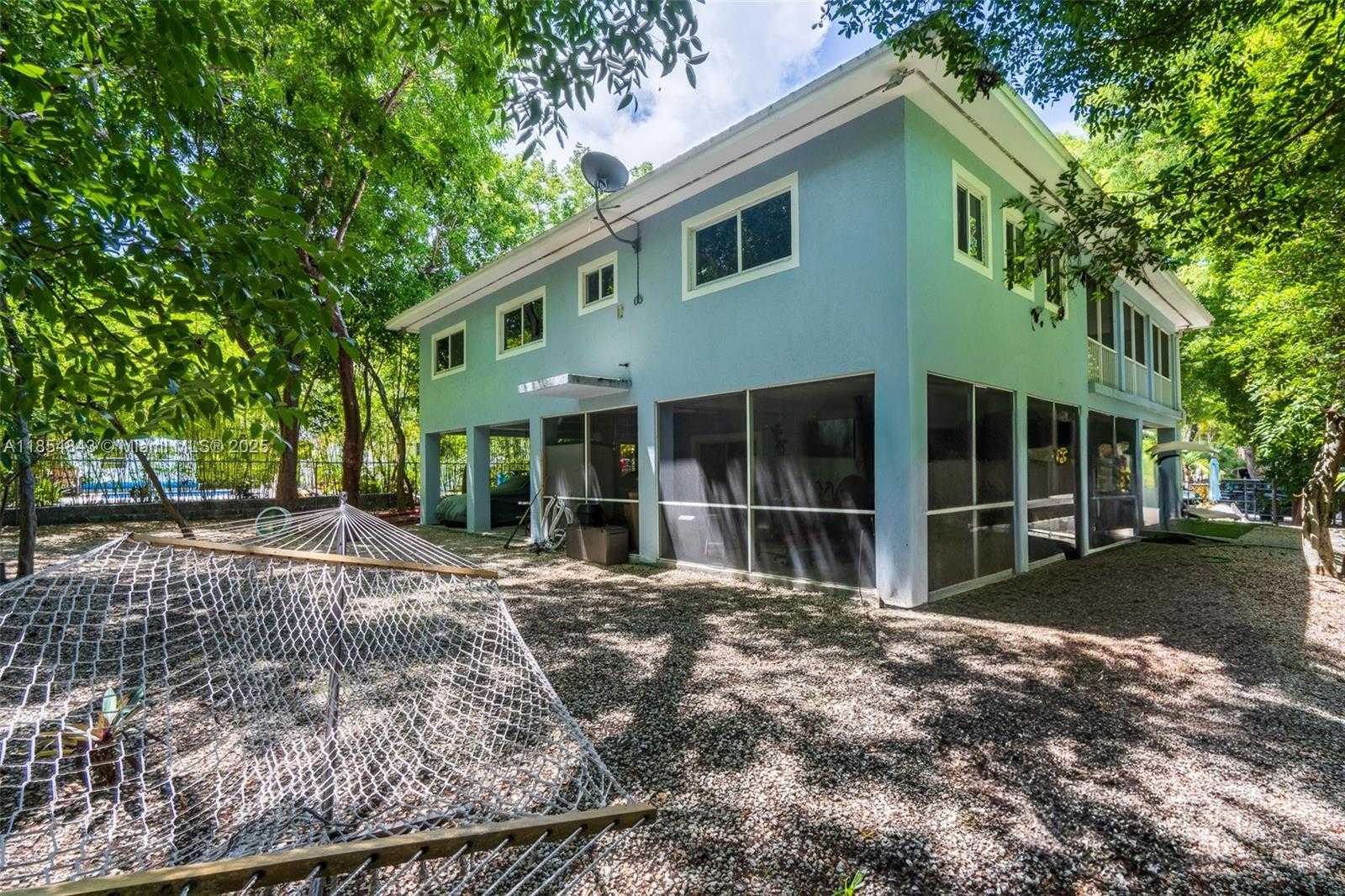 Small Image of 207 SUNSET BLVD, Key Largo Number 33