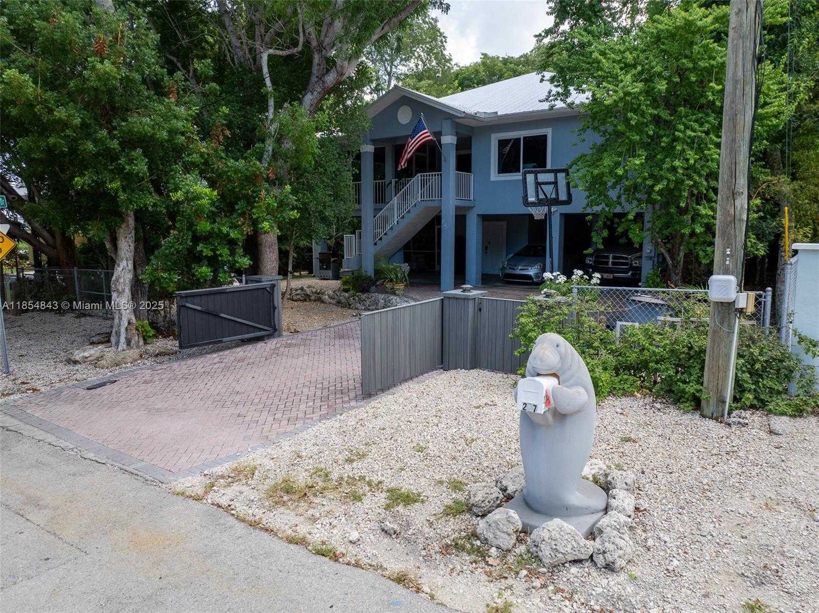Small Image of 207 SUNSET BLVD, Key Largo Number 7