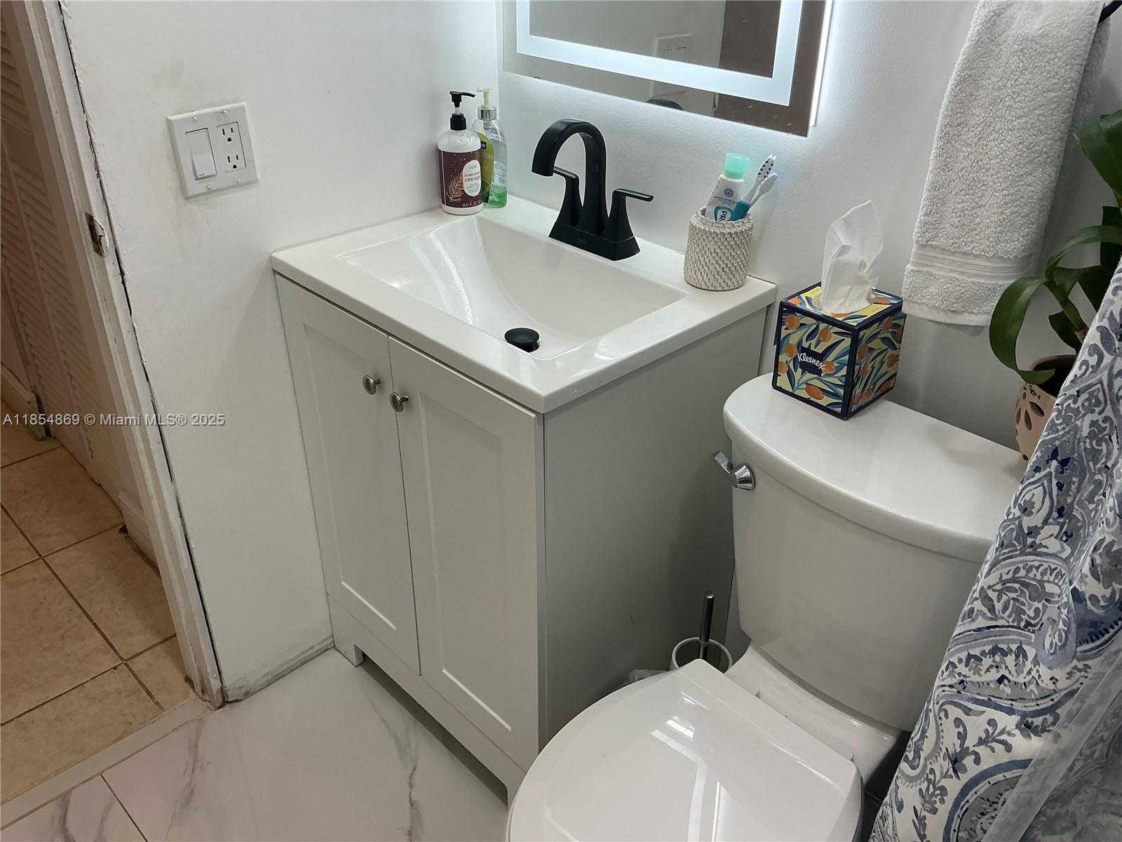 Small Image of 1855 NORTH WEST 32ND ST, Miami Number 21