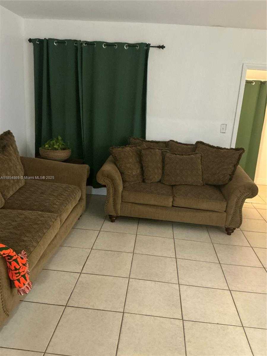 Small Image of 1855 NORTH WEST 32ND ST, Miami Number 26