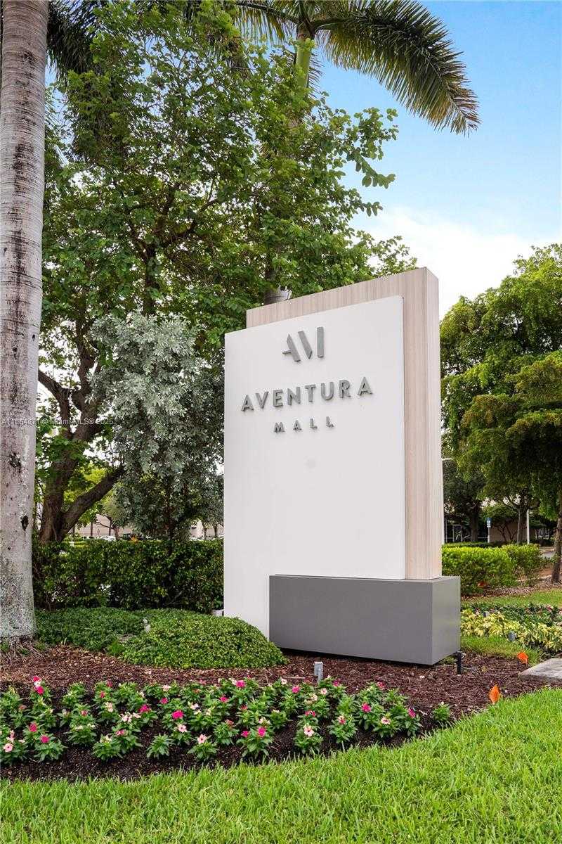 Small Image of 10201 EAST BROADVIEW DR, Bay Harbor Islands Number 21