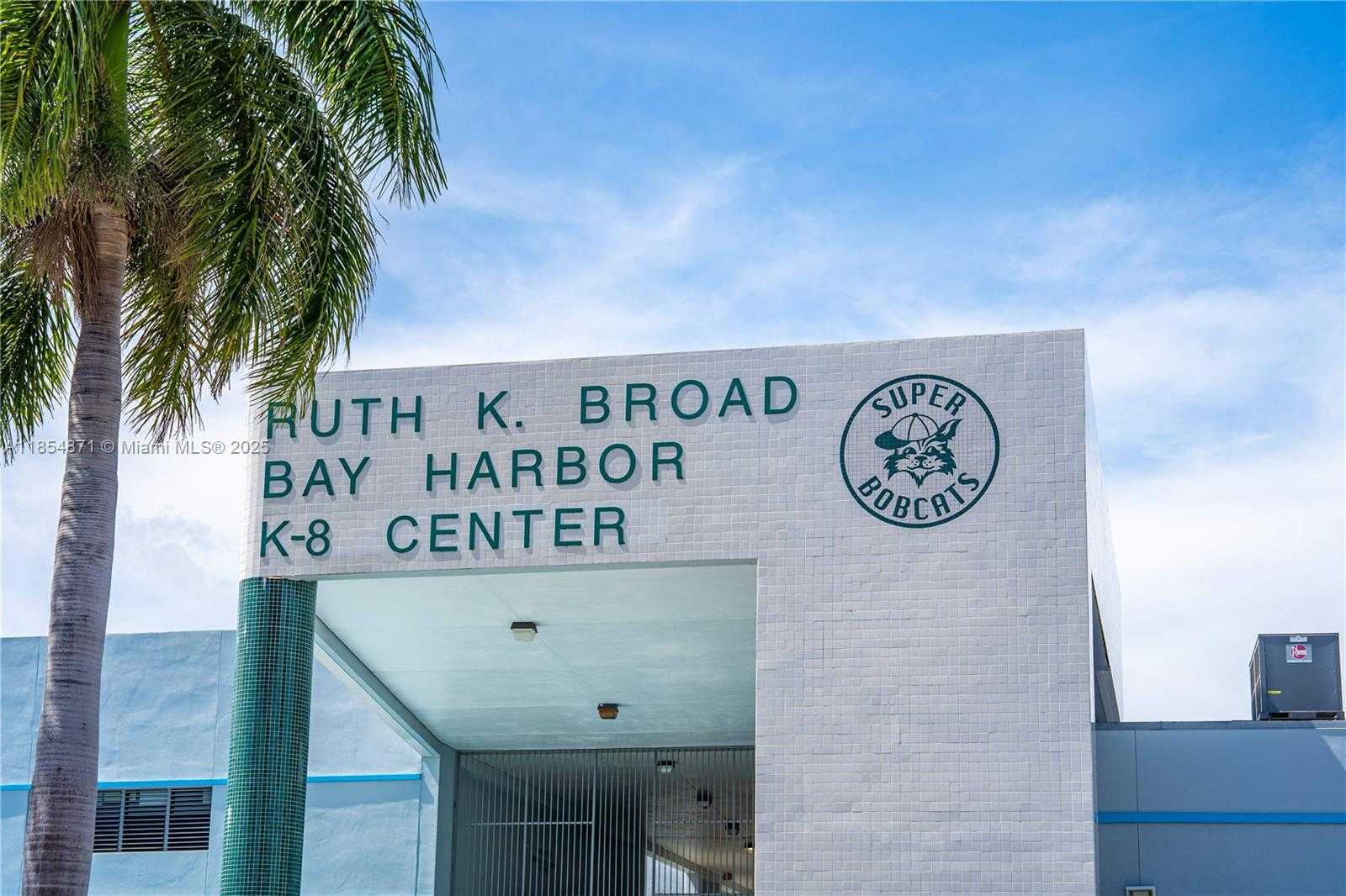 Small Image of 10201 EAST BROADVIEW DR, Bay Harbor Islands Number 22