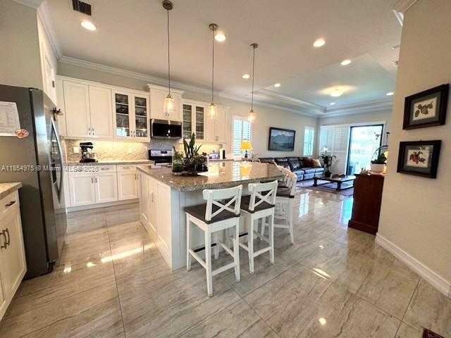 Small Image of 455 SOUTH WEST 113TH LN, Pembroke Pines Number 18