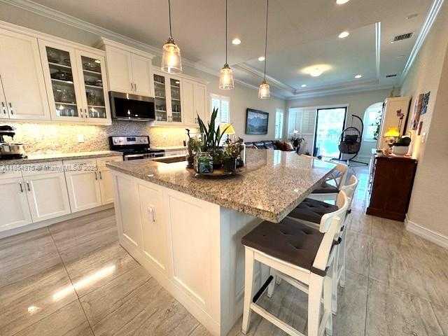 Small Image of 455 SOUTH WEST 113TH LN, Pembroke Pines Number 19