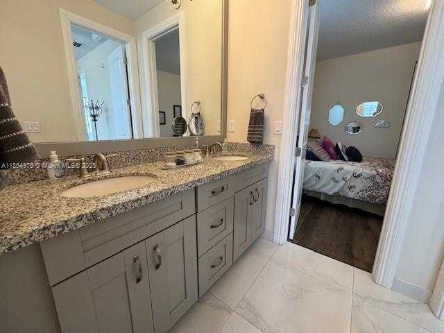 Small Image of 455 SOUTH WEST 113TH LN, Pembroke Pines Number 54