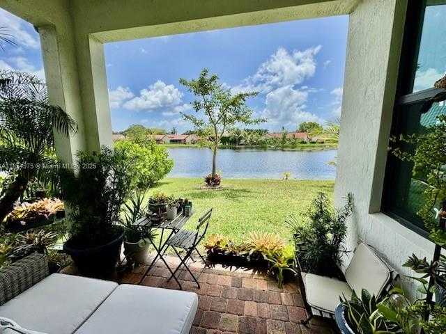 Small Image of 455 SOUTH WEST 113TH LN, Pembroke Pines Number 57