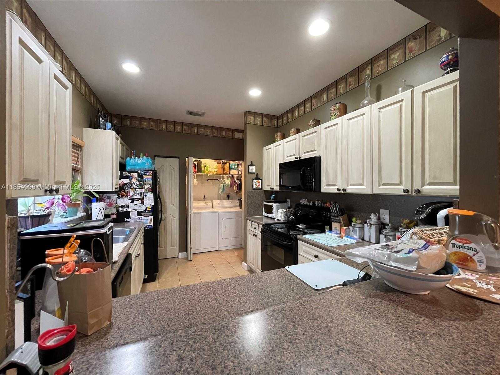 Small Image of 2875 NORTH EAST 4TH ST, Homestead Number 8