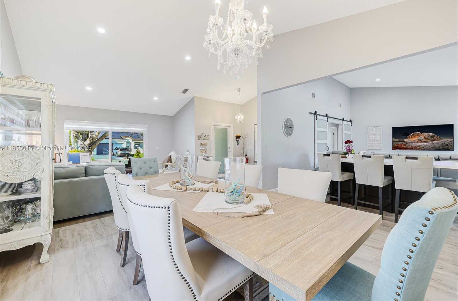 Small Image of 16780 REDWOOD WAY, Weston Number 10