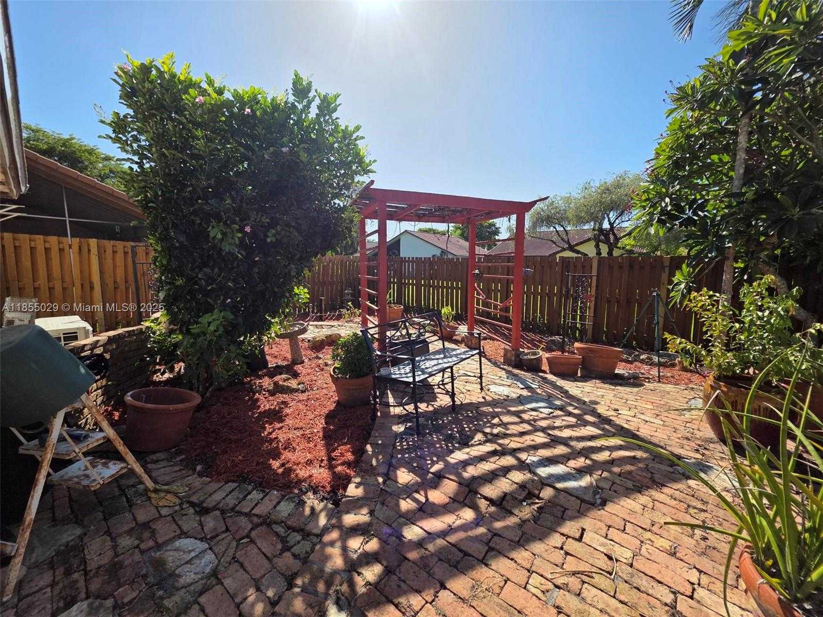 Small Image of 2320 DOVER, Weston Number 20